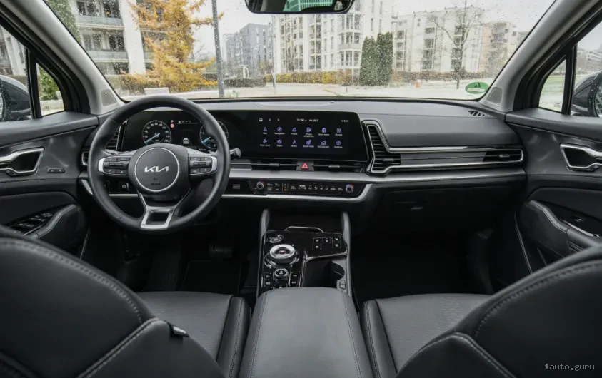 Інтер'єр Kia Sportage Hybrid 2023