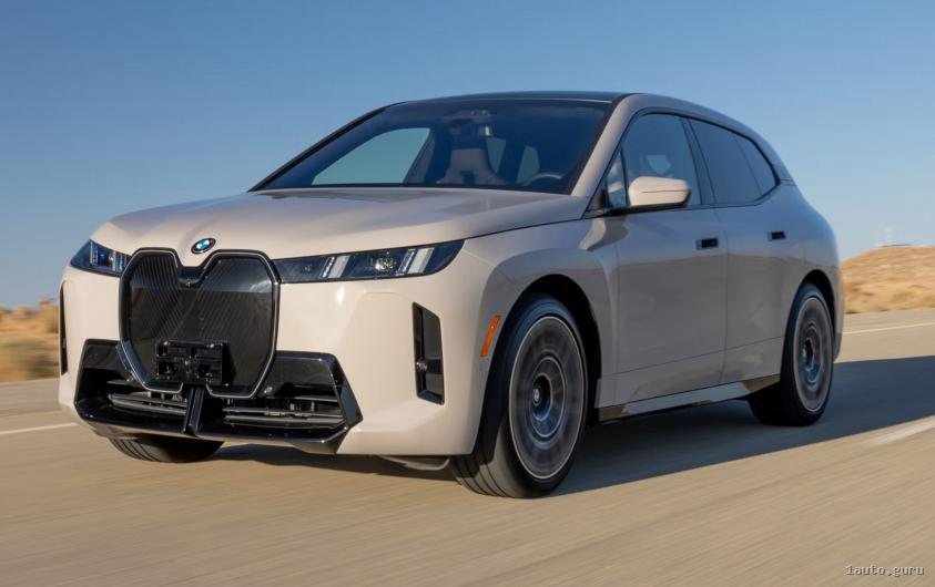 BMW iX xDrive45 2025 вид спереду