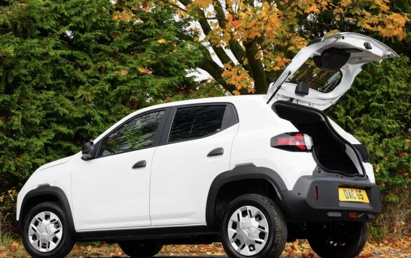 Dacia Spring обмежений простір