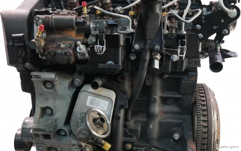 Renault Megane 1.6 бензиновий двигун – моторний відсік