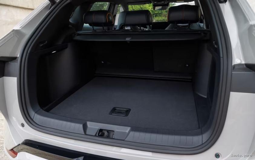 Місткий багажник гібридного Song Plus DM-i