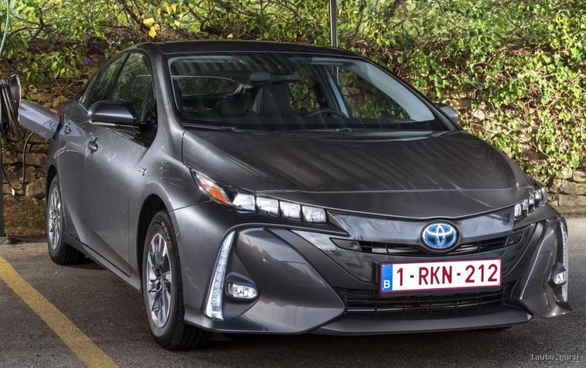 Toyota Prius 2016–2022 гібридна система